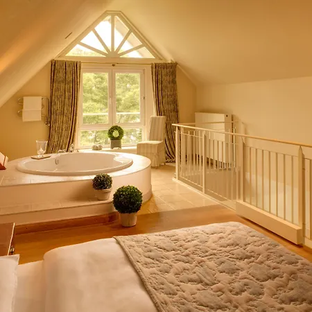 Alter Meierhof Szálloda 5*