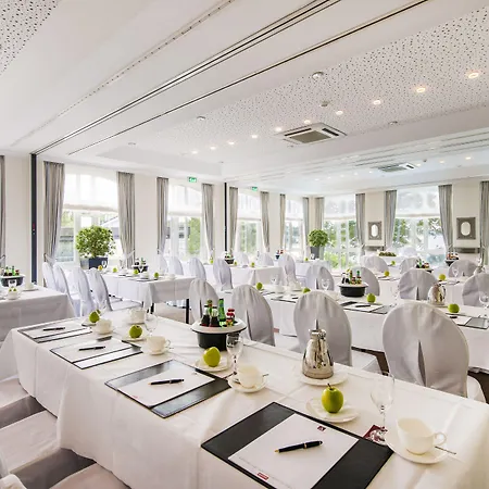 Alter Meierhof Szálloda Glücksburg