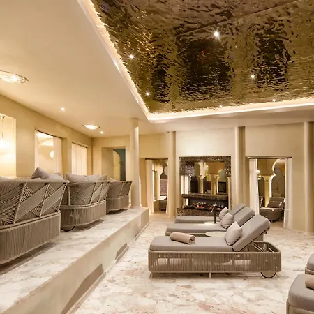 Hotel Alter Meierhof 5*