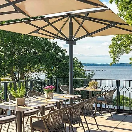 Hotel Alter Meierhof 5*