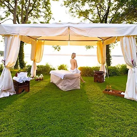 Szálloda Alter Meierhof 5*