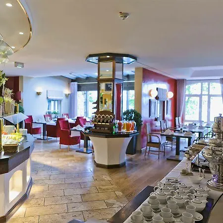 Alter Meierhof Hotel 5*