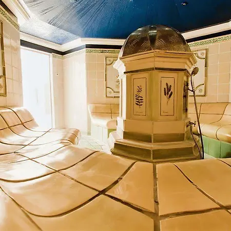 Alter Meierhof Szálloda 5*